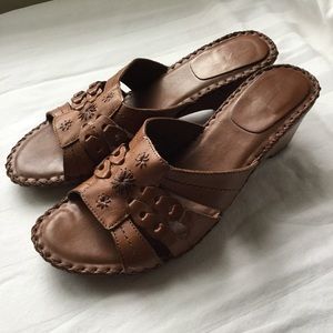 Bass Leather Slides-Lauren in Rust